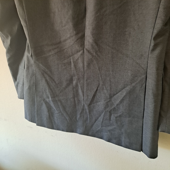 Chaps Grey 2-Button Notch Collar Long Sleeve Blazer Jacket / Sport Coat - Picture 7 of 11